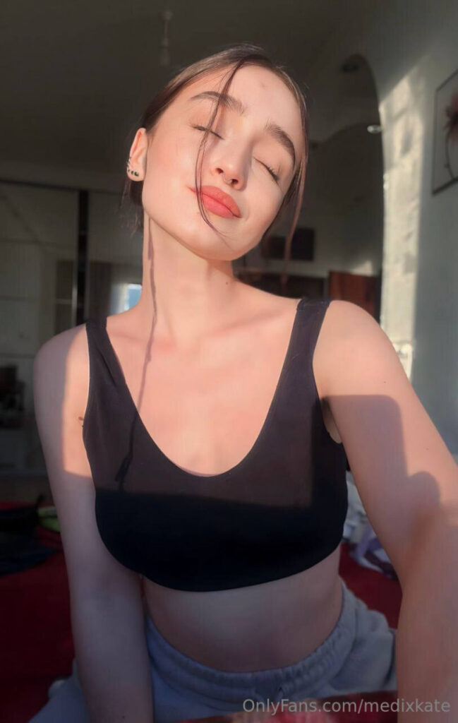 medixkate / medixxxkate / lustful_light / lustful_lightvip – Nude Leaks Onlyfans