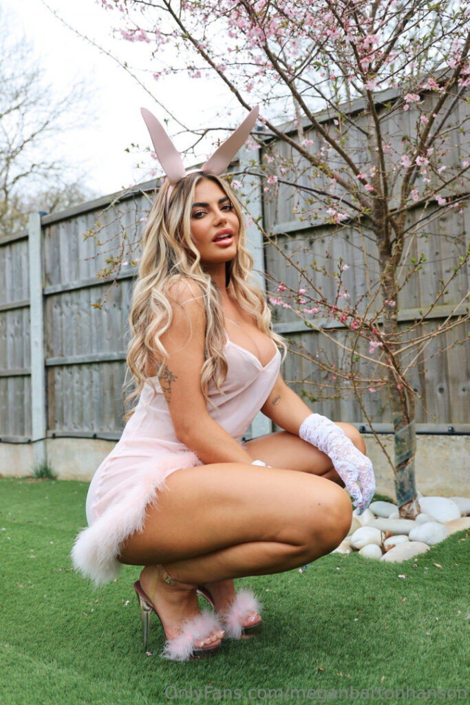 Megan Barton Hanson – Nude Leaks Onlyfans