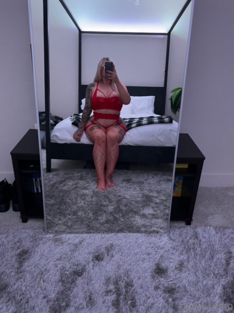 Opheliax420 – Nude Leaks Onlyfans