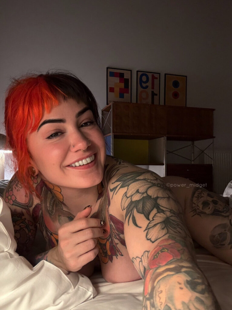 Peta Lloyd / power_midget – Nude Leaks Onlyfans