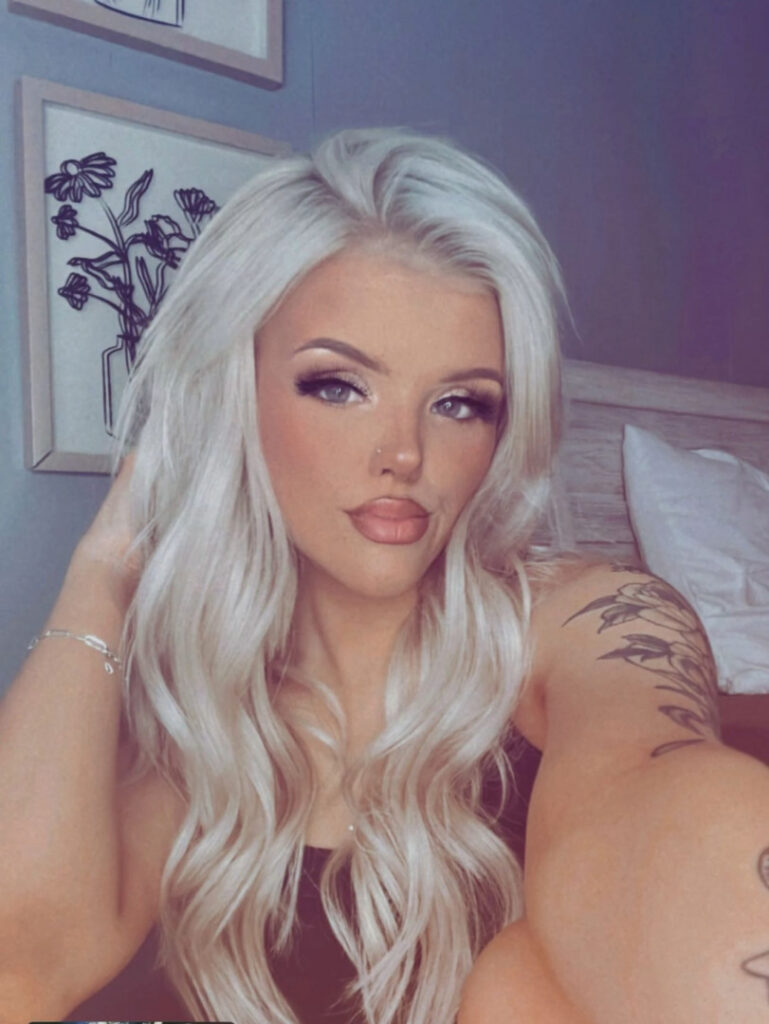 playboybunnyt22 – Nude Leaks Onlyfans