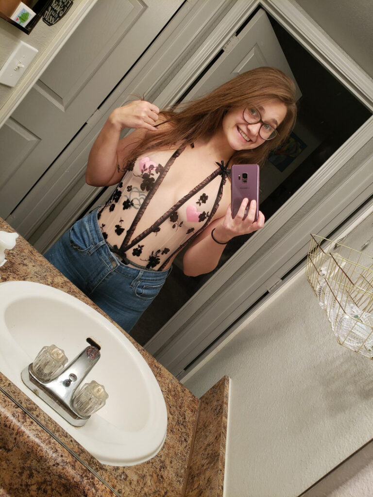 Queen Amber / thefittestfeet / returnofthe-A / abaggz – Nude Leaks Onlyfans