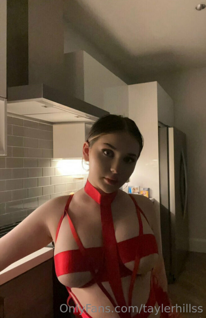 Tayler Hills – Nude Leaks Onlyfans