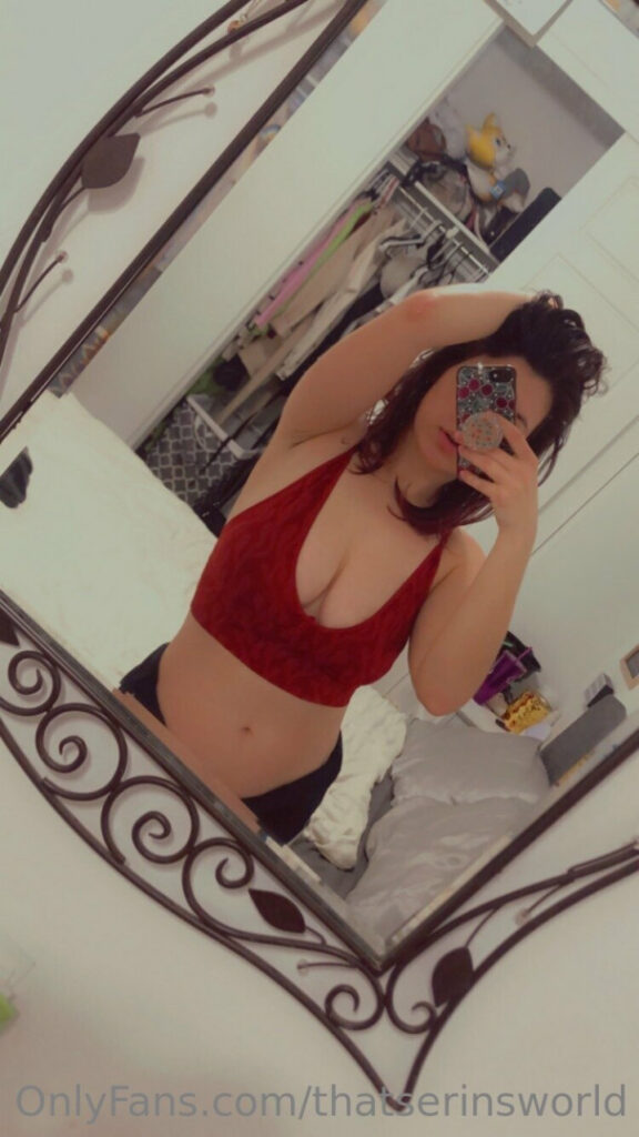 thatserinsworld / thequeensboudoir / champagne-tearsxo – Nude Leaks Onlyfans