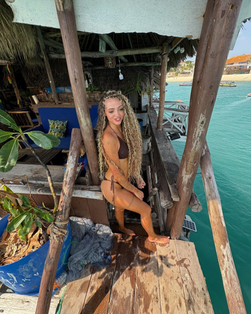 Woah Vicky – Nude Leaks Onlyfans