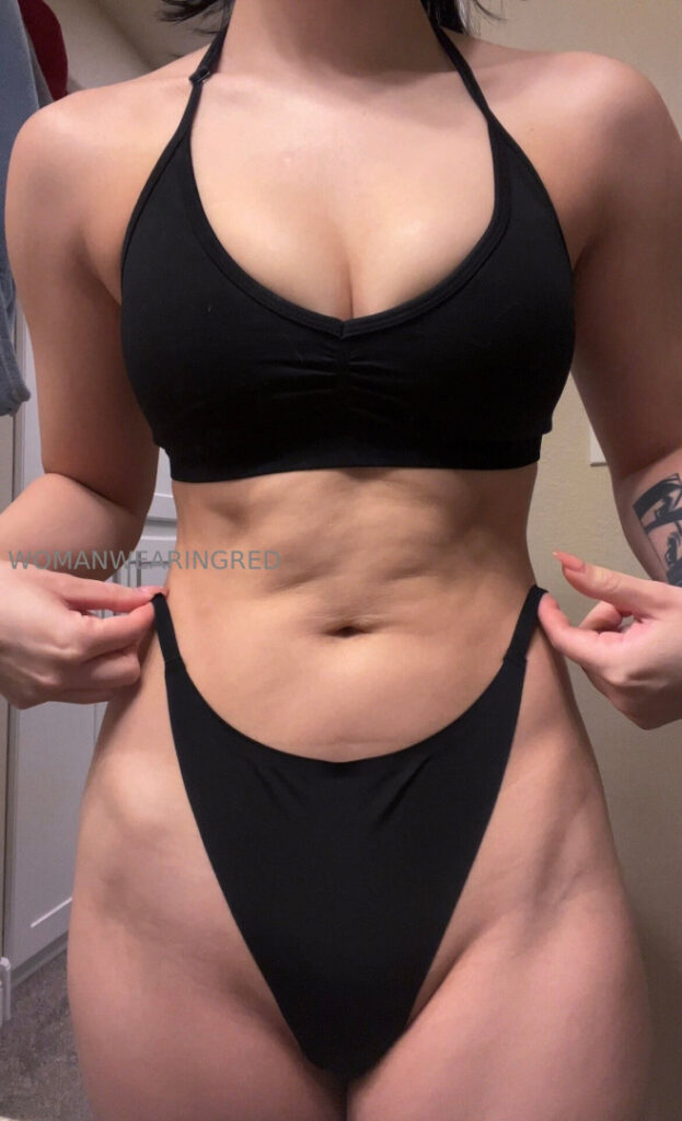 womanwearingred / Buffbunnymika / Buffbunbun – Nude Leaks Onlyfans