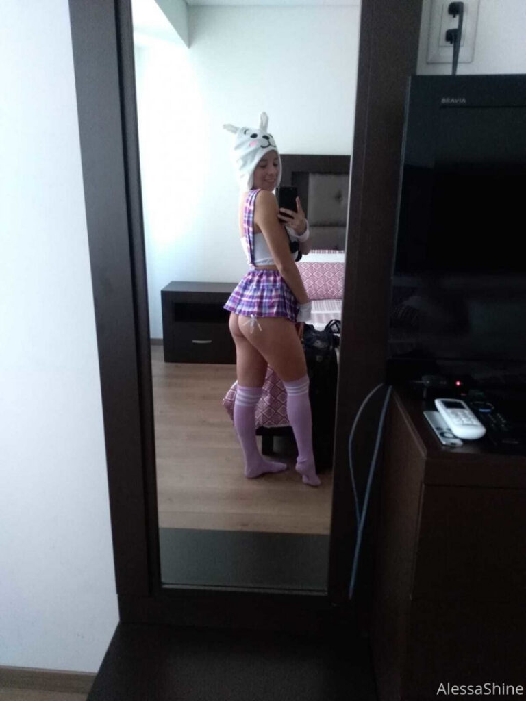 Alessa Shine/Teresa Alesi – Nude Leaks Onlyfans