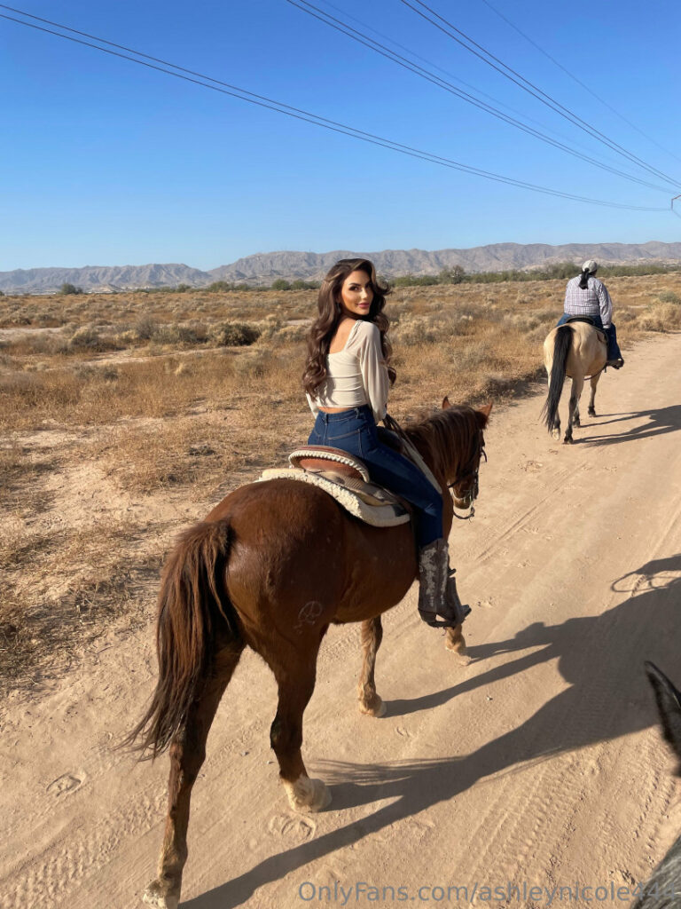 Ashley Nicole – Nude Leaks Onlyfans