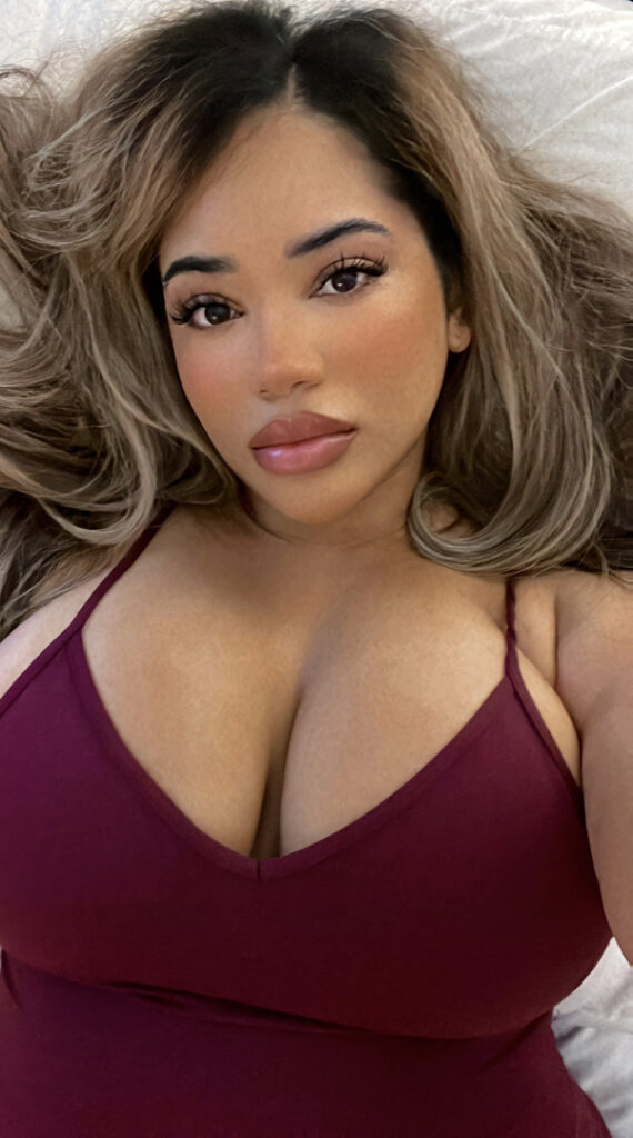 Chaoticwithak – Nude Leaks Onlyfans