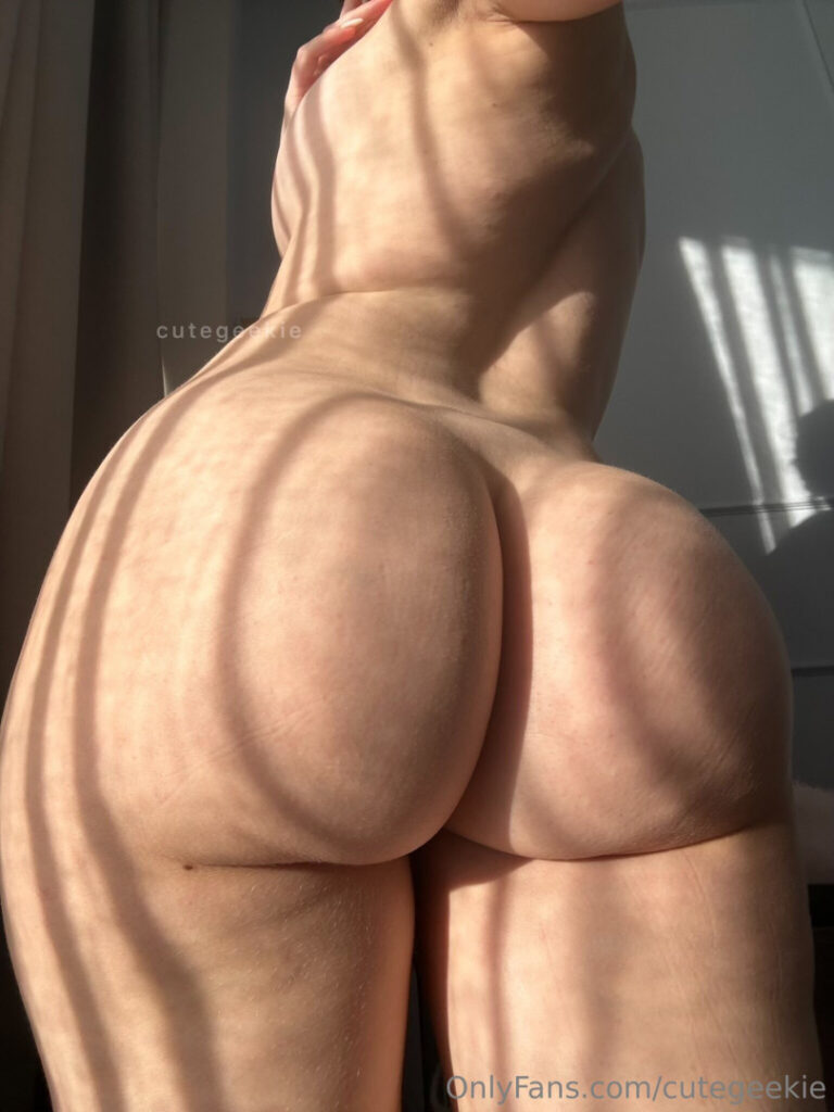 Cutegeekie | cutelittlepearl – Nude Leaks Onlyfans