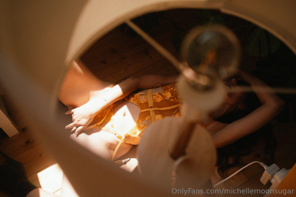 Ellie Land | Michelle Moonsugar – Nude Leaks Onlyfans