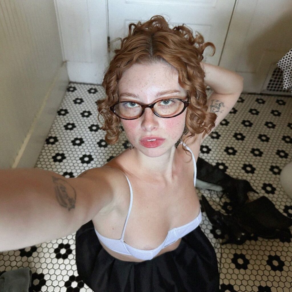 francesfarmer420 | contrachloe | Chloe Woodard – Nude Leaks Onlyfans