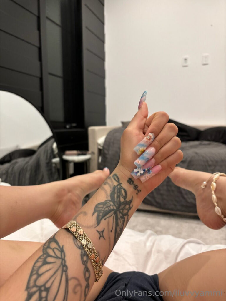 iluvvyammi – Nude Leaks Onlyfans