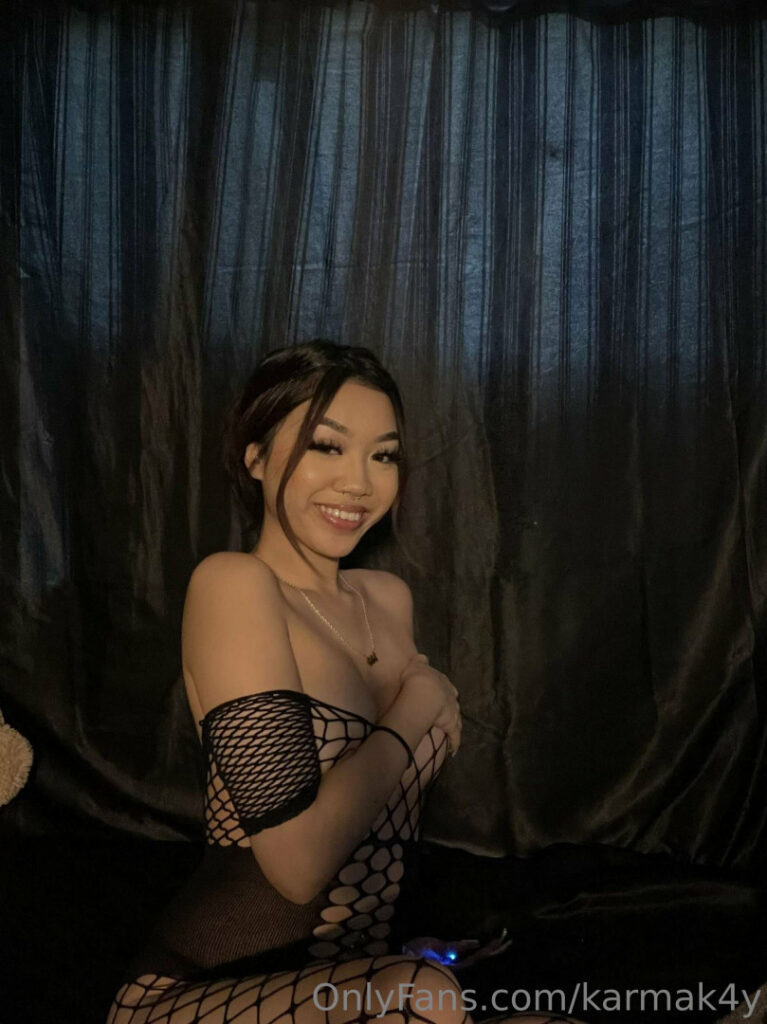 karmak4y | Milkteakitty | Spoiledkitt4n | Kell.ie – Nude Leaks Onlyfans