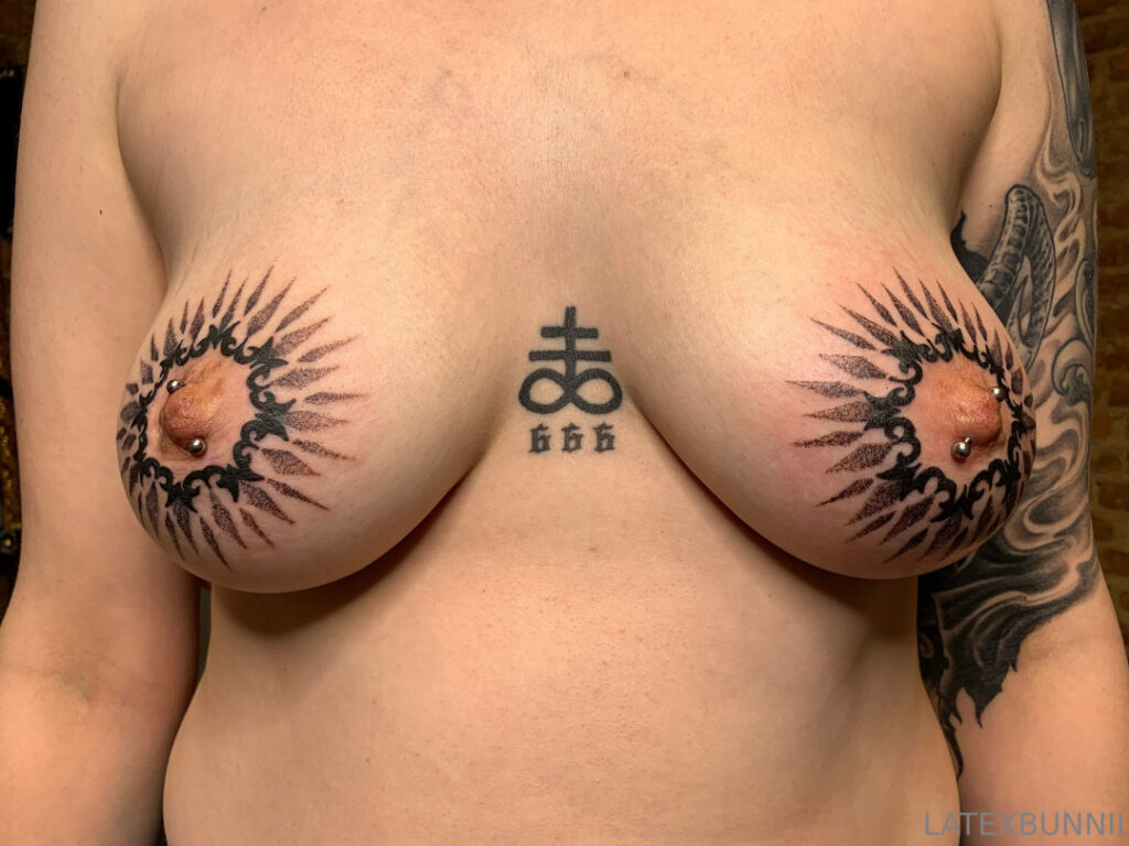 Latexbunnii/Sage/Grungenmetal – Nude Leaks Onlyfans