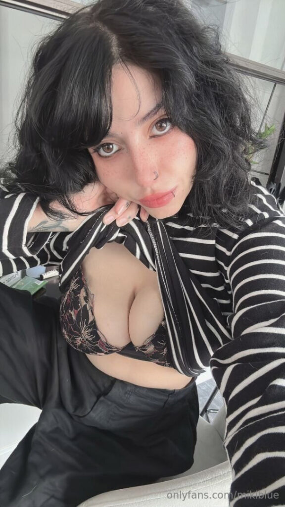 Mikiblue – Nude Leaks Onlyfans