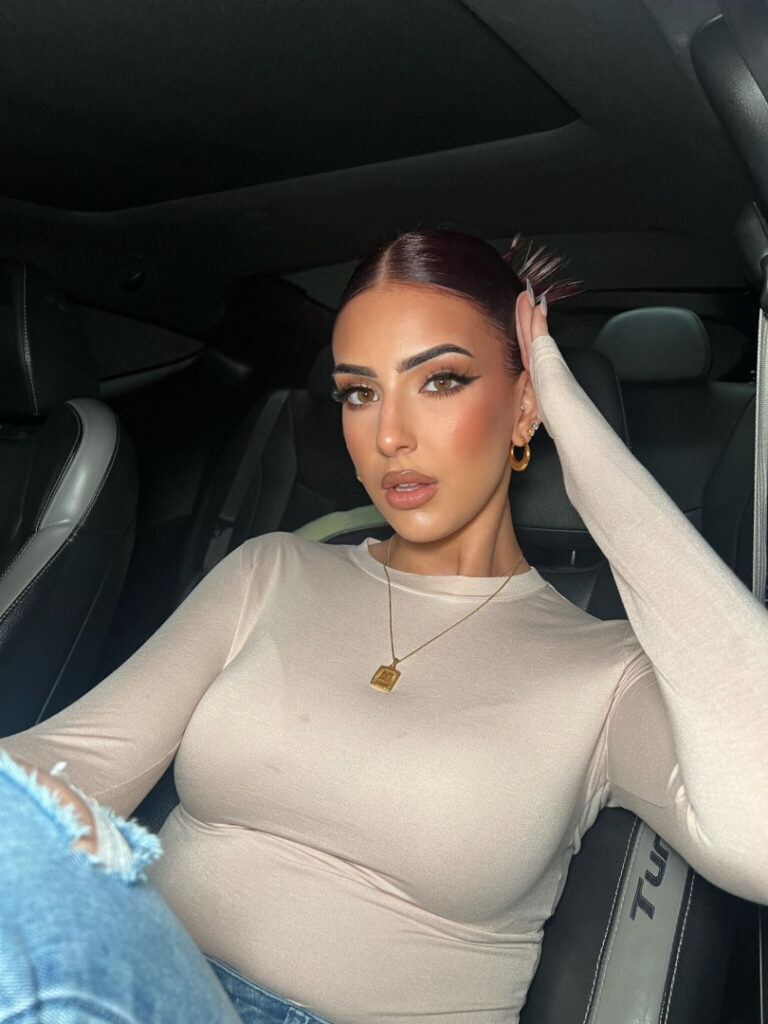 Queen Holly / queenholly111 – Nude Leaks Onlyfans