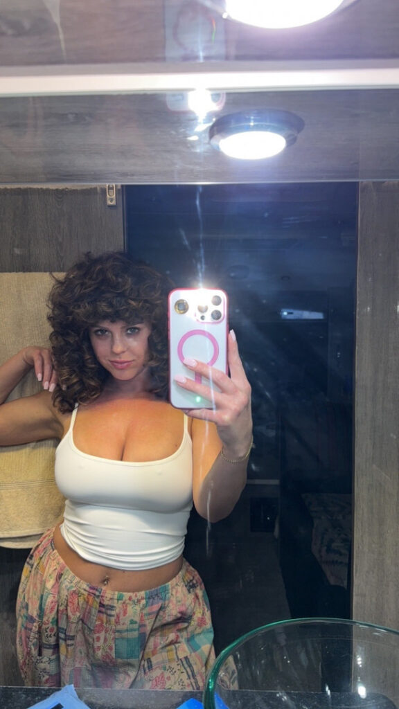 Rahyndee James – Nude Leaks Onlyfans