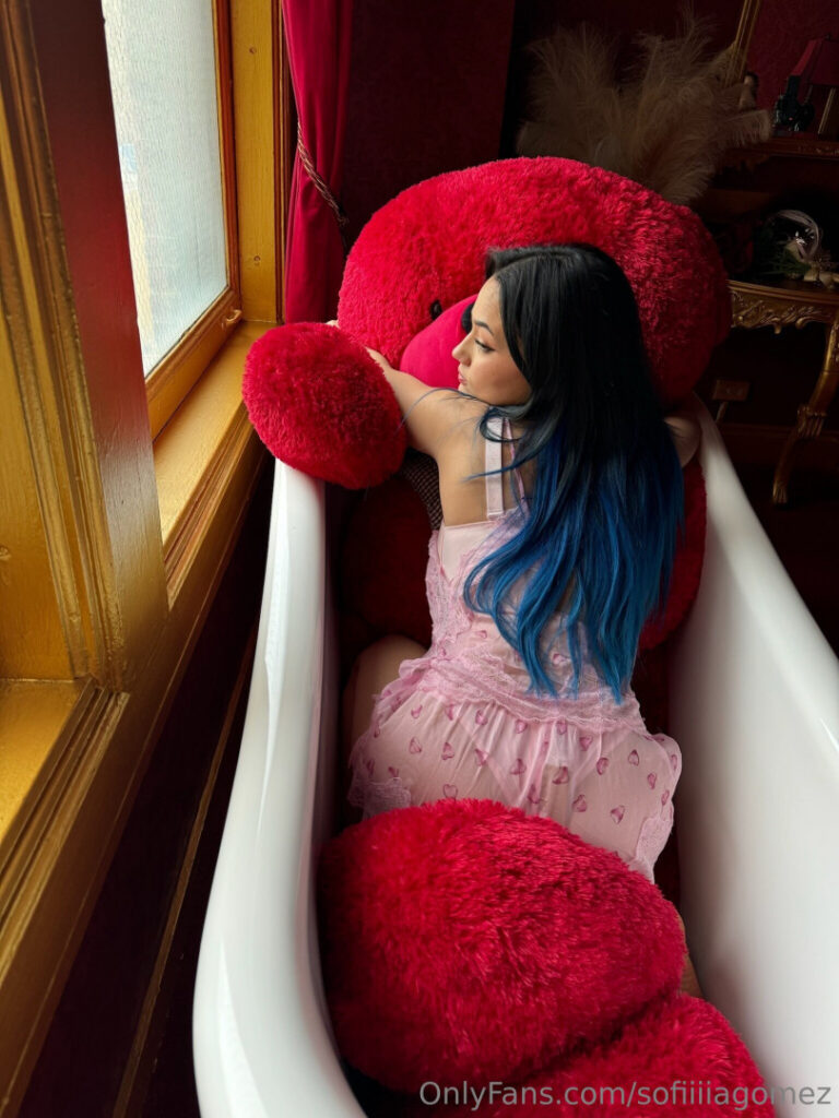 Sofia Gomez / Sofiiiagomez – Nude Leaks Onlyfans