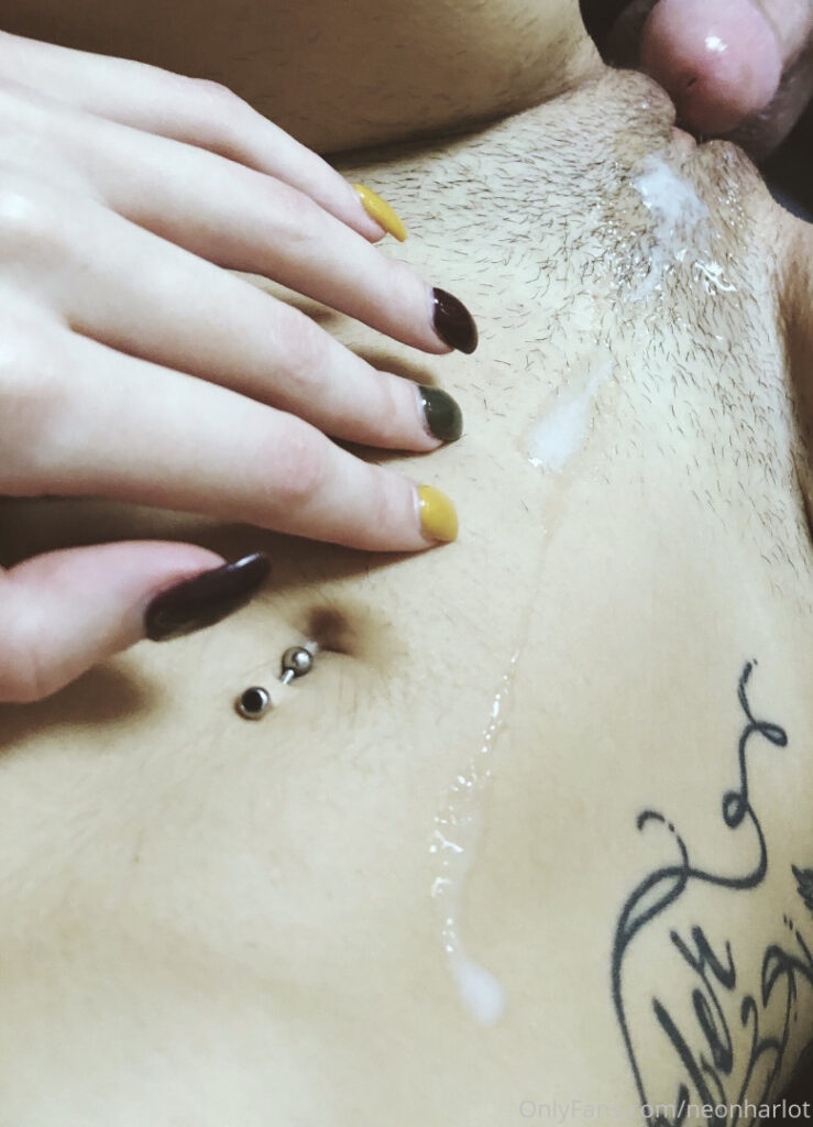 theneonharlot / Dev Marie – Nude Leaks Onlyfans