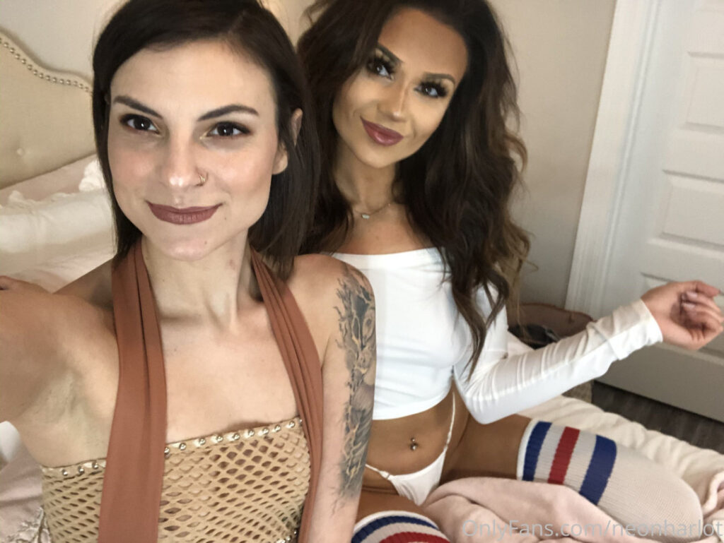 theneonharlot / Dev Marie – Nude Leaks Onlyfans